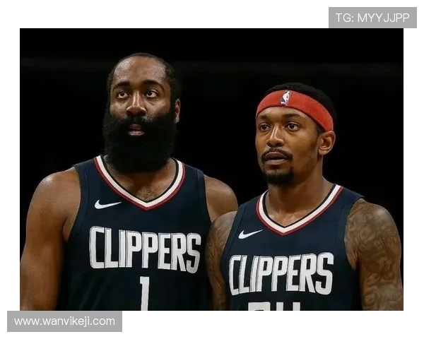 哈登感慨球队伤病频发期待队友们早日康复重返赛场